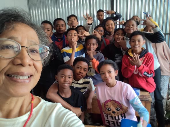 Premier atelier de croissance/dévélopement personnel avec nos chèrs élèves des  classes de 6ème  et 5ème , nos adultes en devenir.
Un premier temps alors pour définir l’être humain et réfléchir ens...